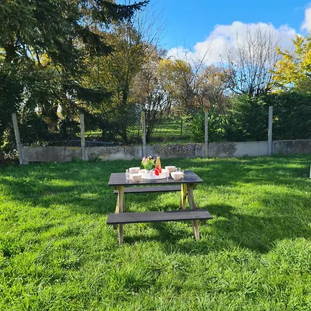 Les Maisonnettes De La Maneliere, En Campagne Proche Du Puy Dufou * La Flocellière