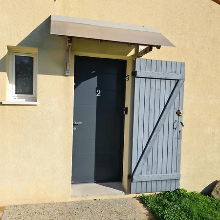 Ferienhaus Les Maisonnettes De La Maneliere, En Campagne Proche Du Puy Dufou *