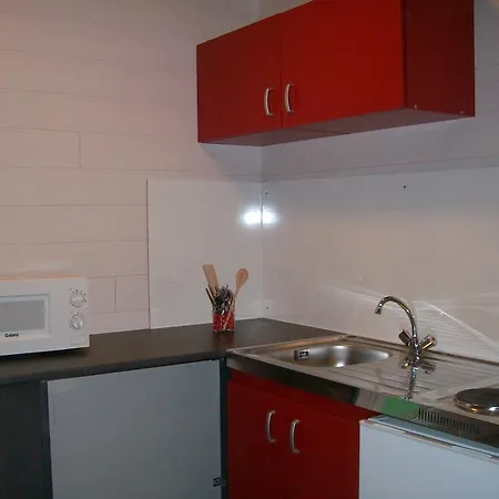 M. Clemenceau - Les Maisonnettes De La Maneliere Casa de Férias