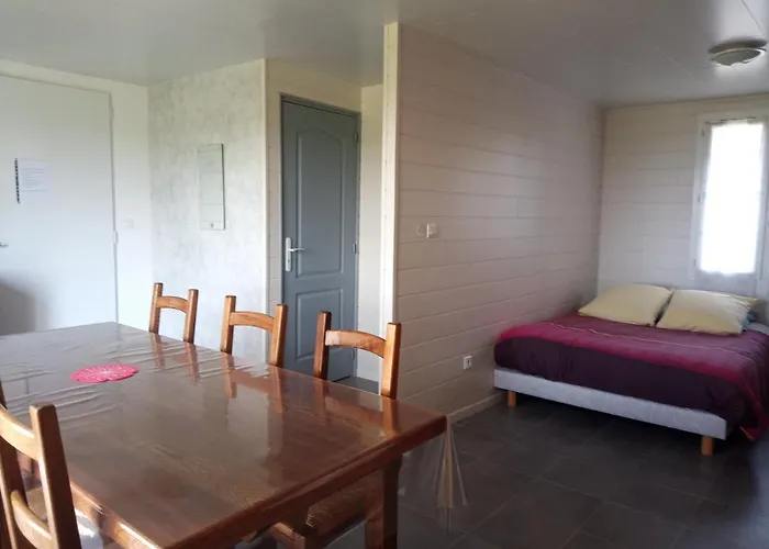 M. Clemenceau - Les Maisonnettes De La Maneliére *