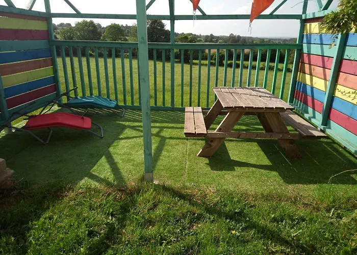 M. Clemenceau - Les Maisonnettes De La Maneliére * La Flocellière