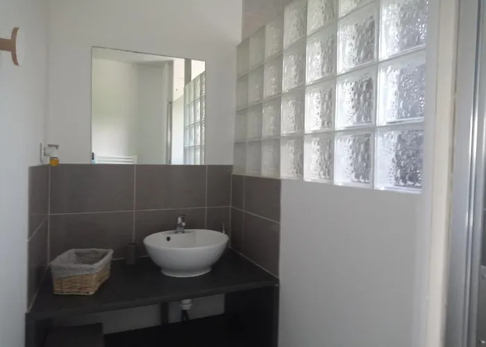 Holiday home Les Maisonnettes De La Maneliere, En Campagne Proche Du Puy Dufou La Flocelliere