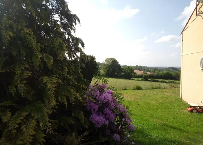 Holiday home Les Maisonnettes De La Maneliere, En Campagne Proche Du Puy Dufou La Flocelliere