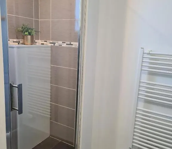 度假居 Les Maisonnettes De La Maneliere, En Campagne Proche Du Puy Dufou