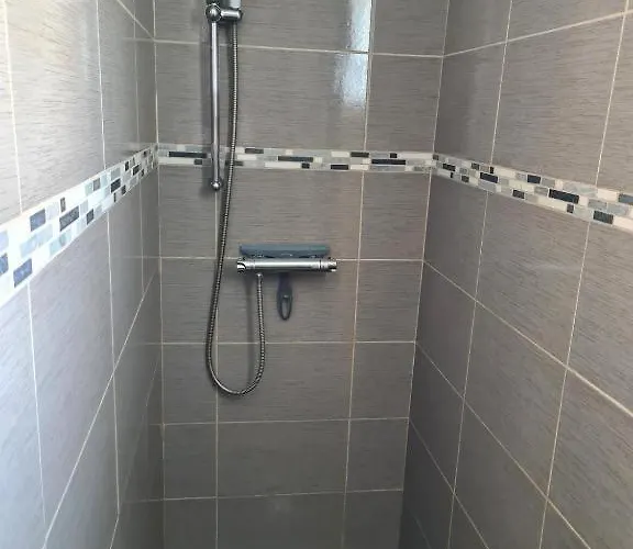 度假居 Les Maisonnettes De La Maneliere, En Campagne Proche Du Puy Dufou