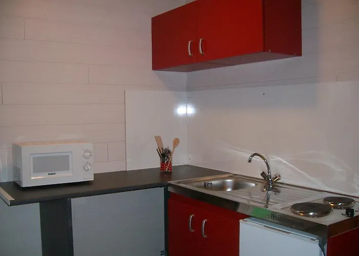 M. Clemenceau - Les Maisonnettes De La Maneliere Vakantiehuis