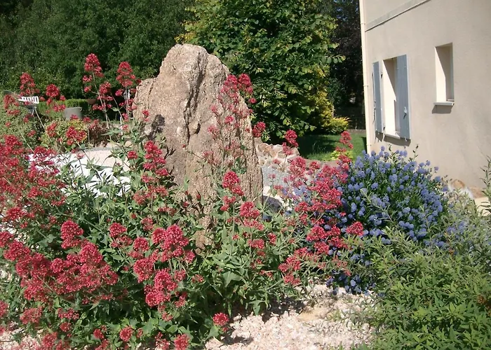 Les Maisonnettes De La Maneliere, En Campagne Proche Du Puy Dufou La Flocelliere